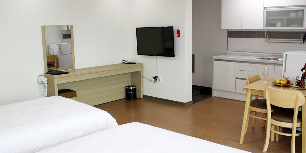 The Blue Jeju Hotel Seogwipo Exterior photo