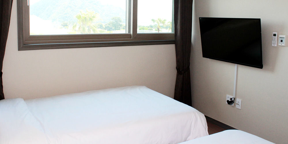 The Blue Jeju Hotel Seogwipo Exterior photo